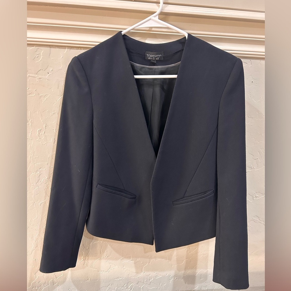 Cropped blazer